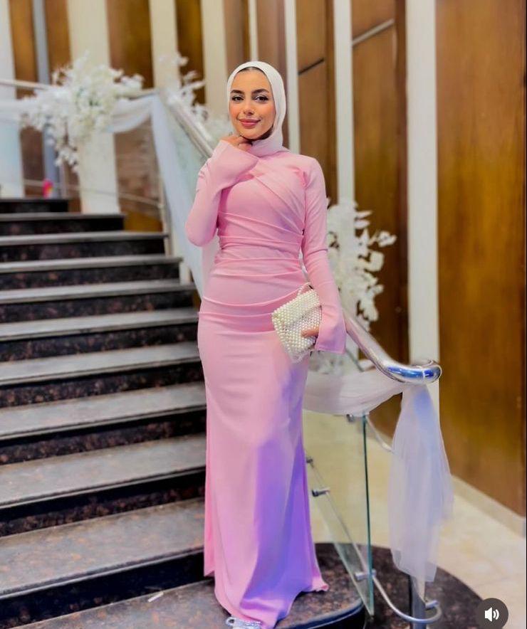 Glossy Pink Abaya